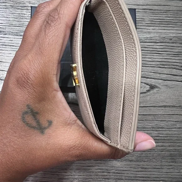 YSL Card Holder Monogram Matelasse Leather - Picture 6 of 10